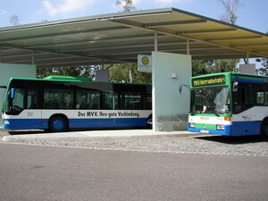 Busse am Busbahnhof