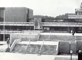 Foto Landratsamt vor der Erweiterung
