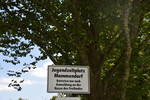 Schild mit Aufschrift Jugendzeltplatz Mammendorf