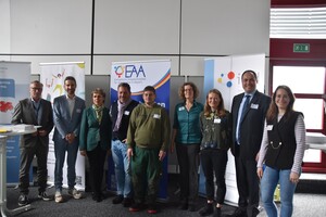 Gruppenbild der Mitwirkenden der Veranstaltung.