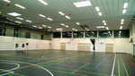Foto: Innenansicht der Dreifach-Turnhalle Maisach