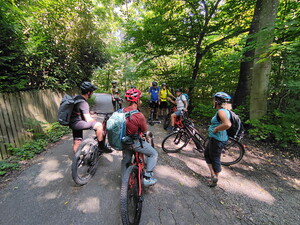 Foto mit 6 Radfahrern