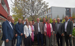 Gruppenfoto der ehemaligen Mitarbeiter.