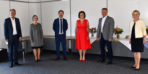 Foto mit 6 Personen
