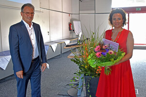 Foto mit zwei Personen.