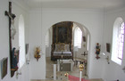 Blick auf den Altar in der Kirche St. Johann Baptist in Landsberied
