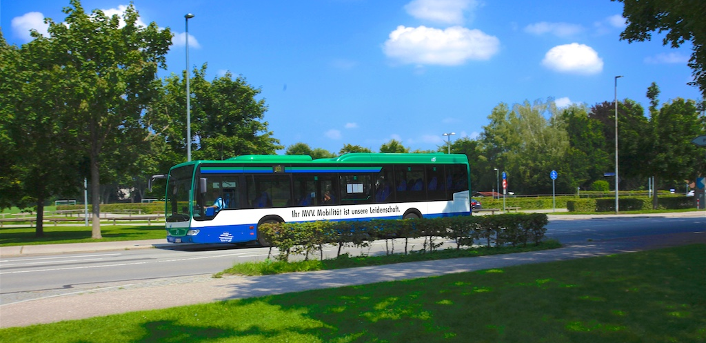 MVV-Regionalbuslinie 833: Umleitung wegen Vollsperrung der Daxerstraße